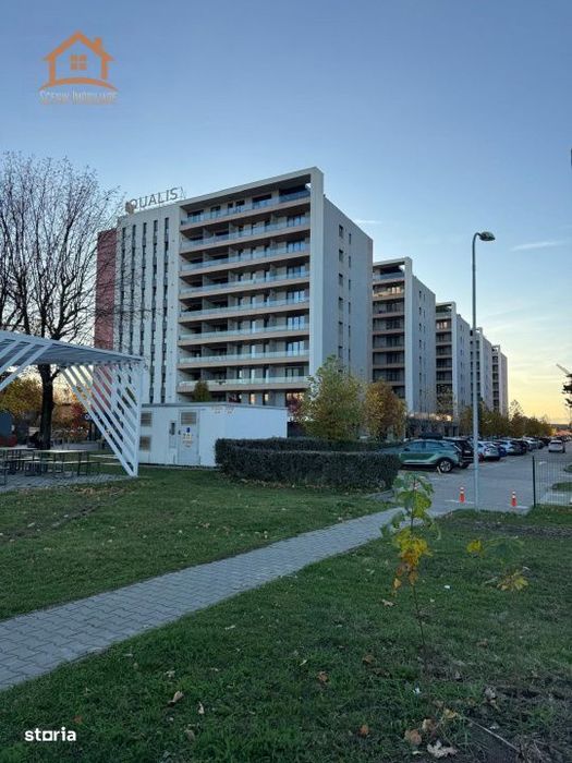 Mall Coresi, Qualis 2, ap cu doua camere modificat open - space, GENER