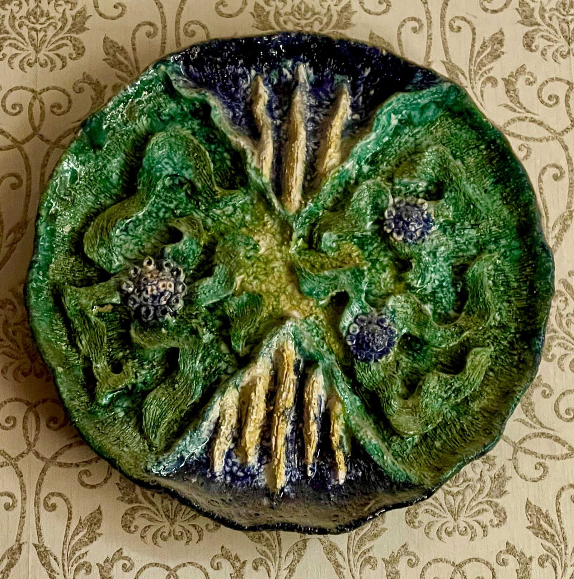 Настенная декоративная тарелка Майолика