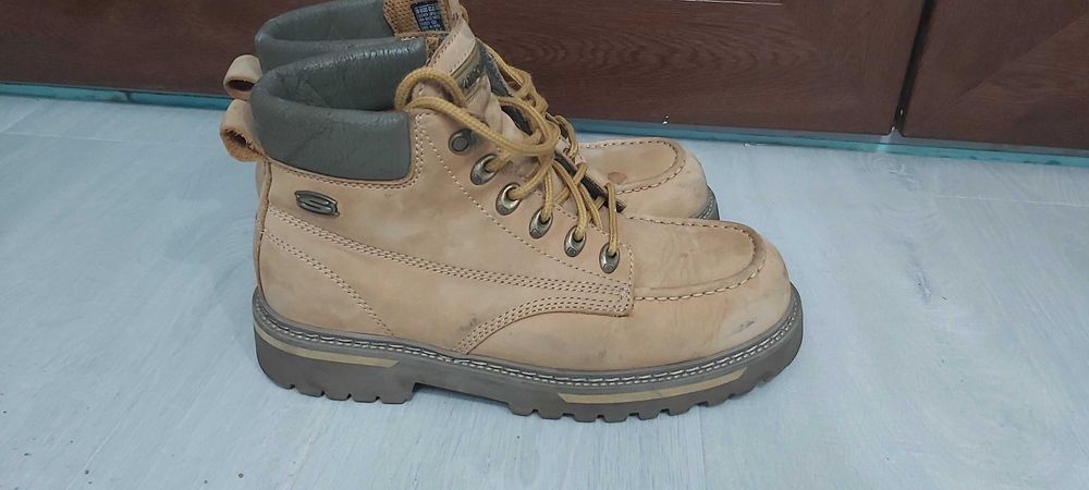 Bocanci skechers piele nubuc