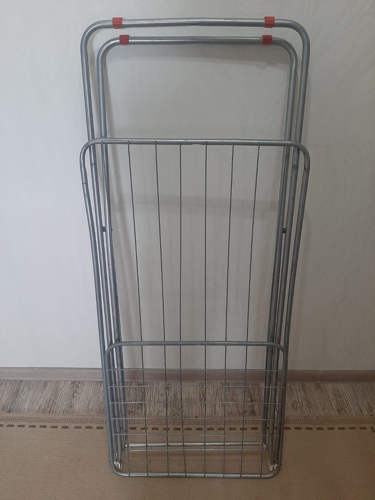 Продам сушилку для белья