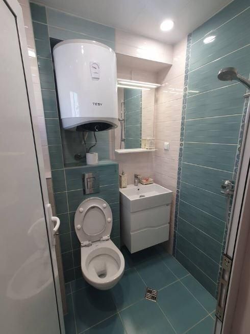 Дава се под наем Едностаен апартамент в Варна, Център - 30 кв.м за 425 € - Снимка #3