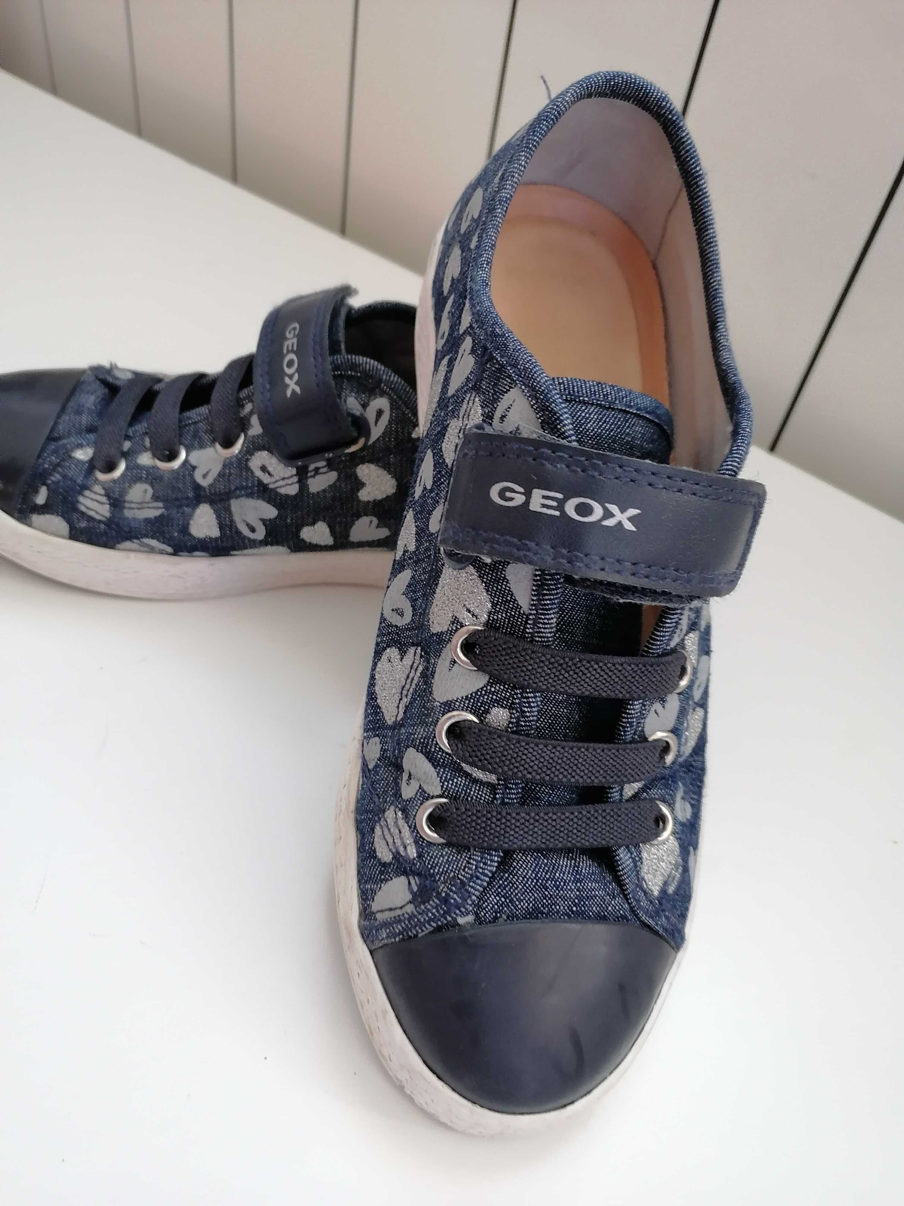 GEOX нови дънкови обувки