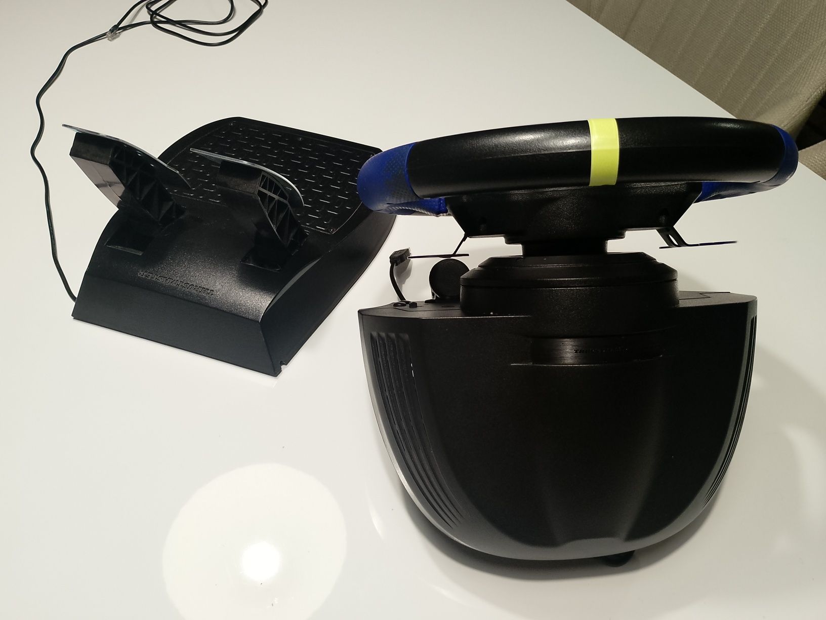 Волан и петали Thrustmaster T150
