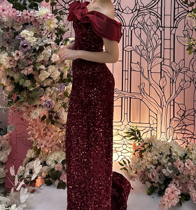 Вечернее платье в винном оттенке (S-M)