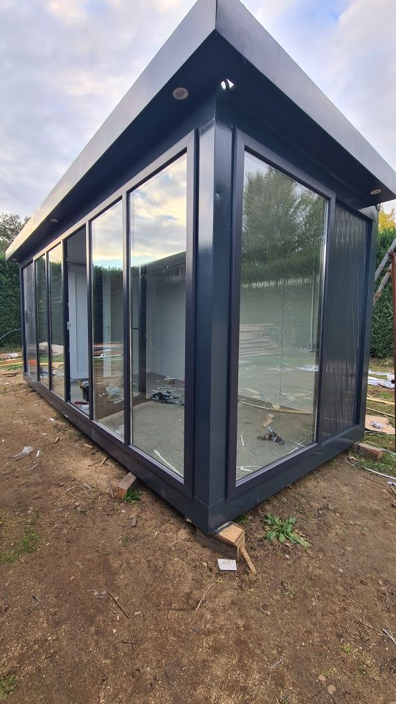 Vand containere tip vitrina birou depozitare locuit