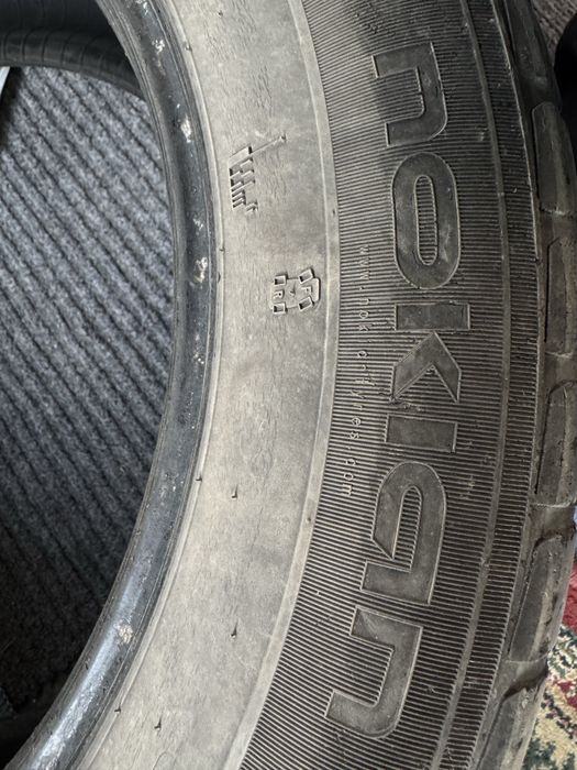 Продам б/у летнюю резину Nokian 235/60 r18