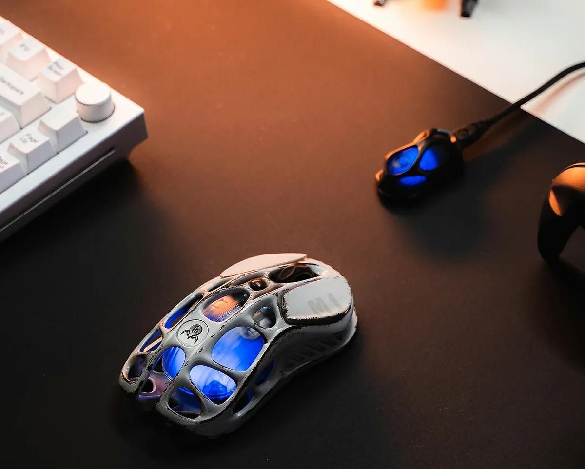 Gravastar mercury m1 pro безжична геймърска мишка - версия "бойна ръжд