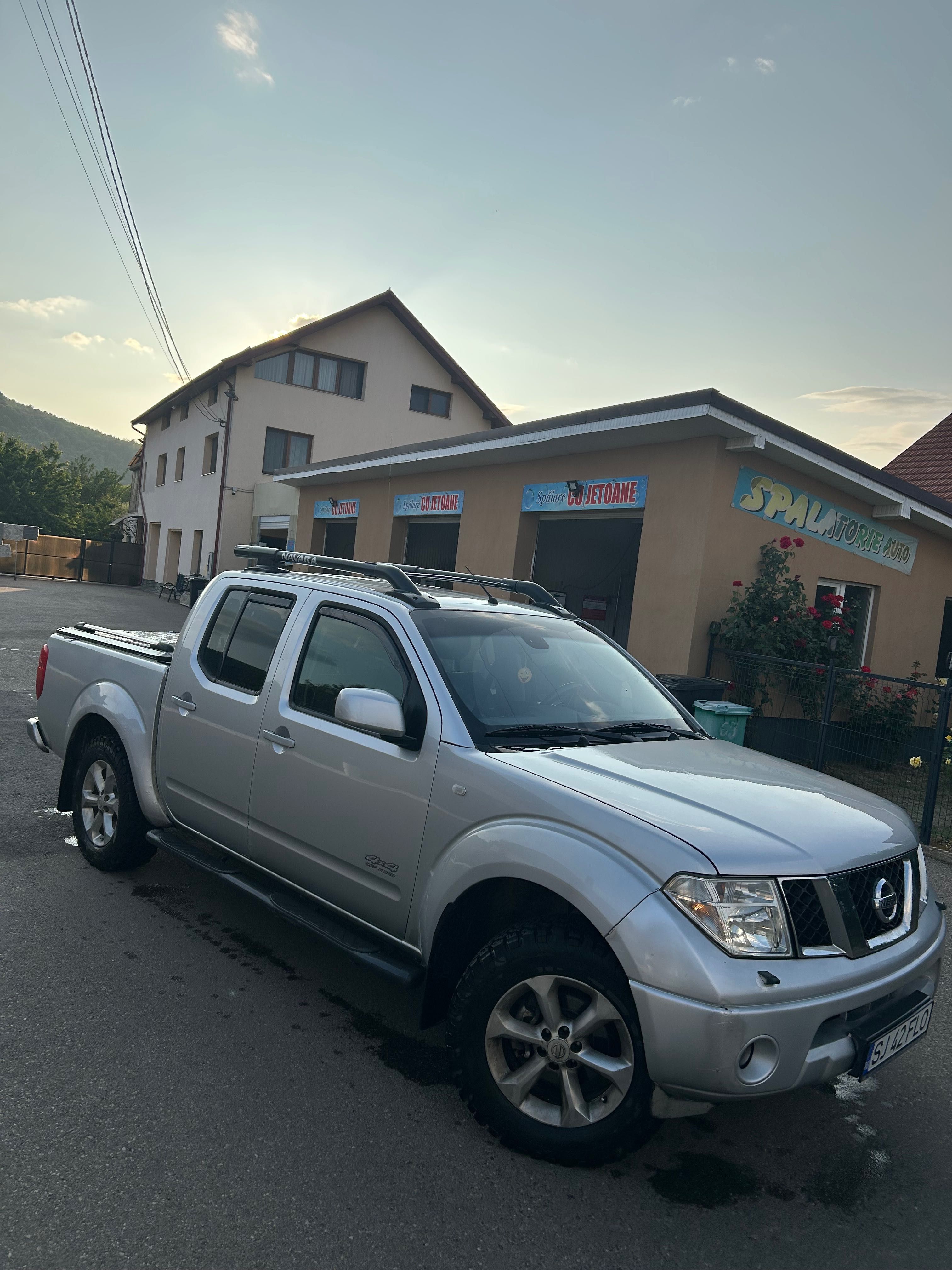 Nissan Navara D40 2.5 Diesel 4x4 SUV sau schimb cu autoturism