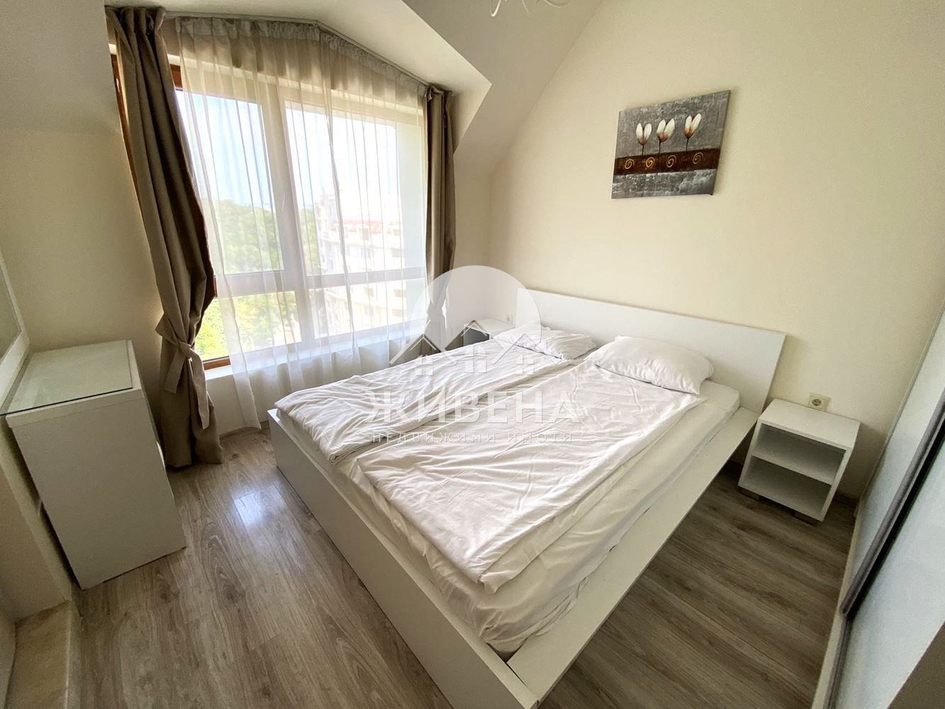 Продавам 3-стаен мезонет, кв. Аспарухово, 165 кв.м, морска панорама