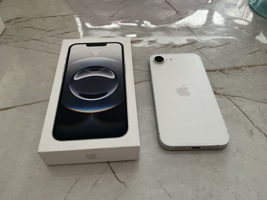 IPhone 16e 128 gb