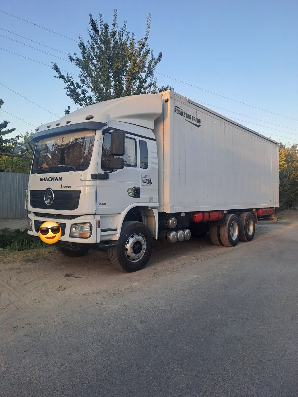 Shacman l3000 furgon