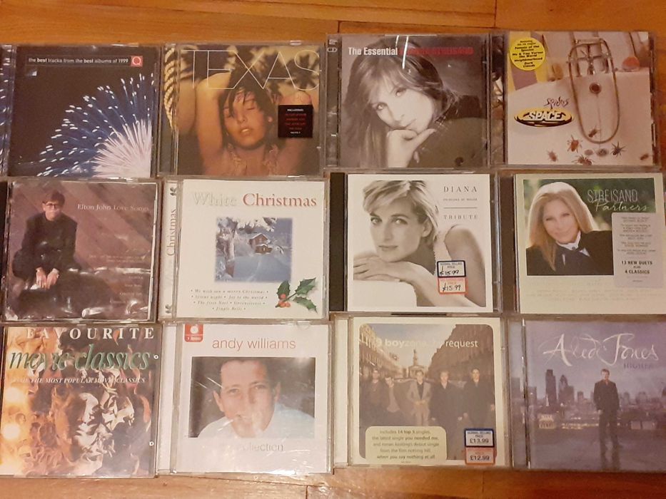 70 броя оригинални дискове (CD) с английска музика