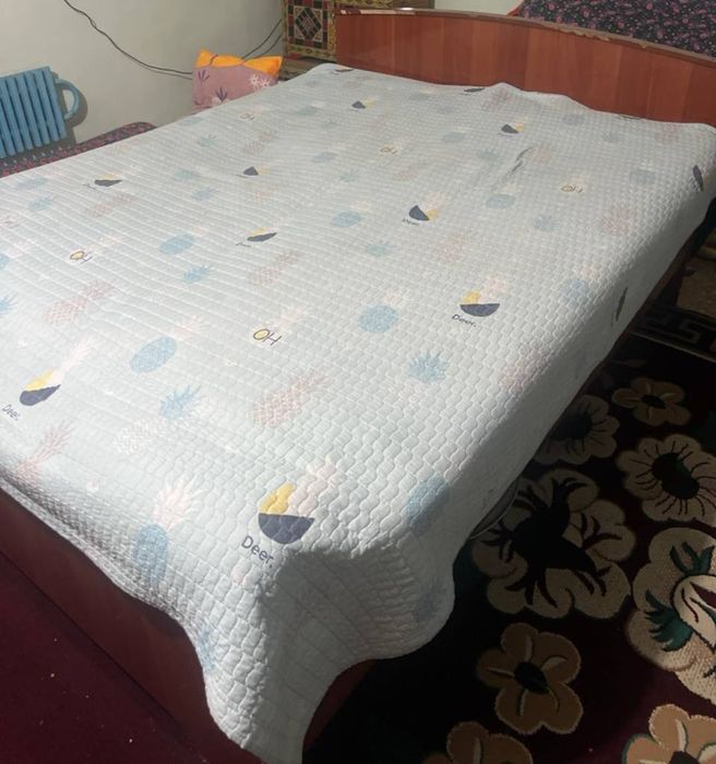 Uy uchun mebellar toplami