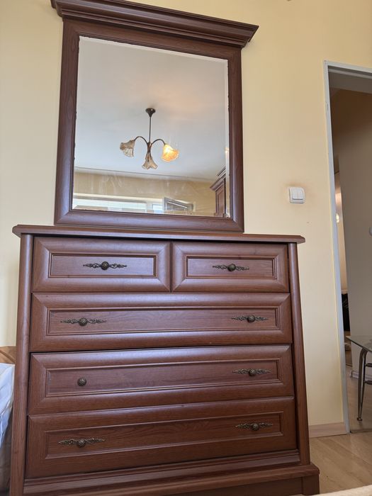 Спален комплект,4-крилен гардероб,легло 160/200,2 нощни шкафчета,скрин