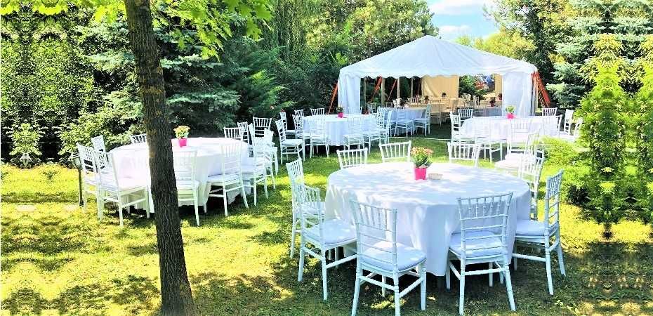 Corturi evenimente de inchiriat cu scaune, mese, vesela si decoratiuni