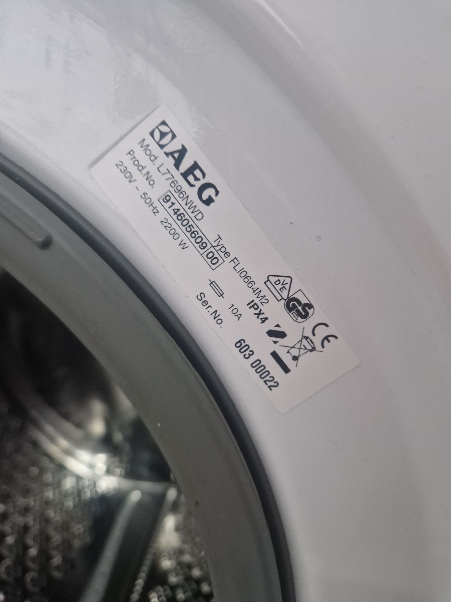Пералня със сушилня Aeg 9/6 кг А+++