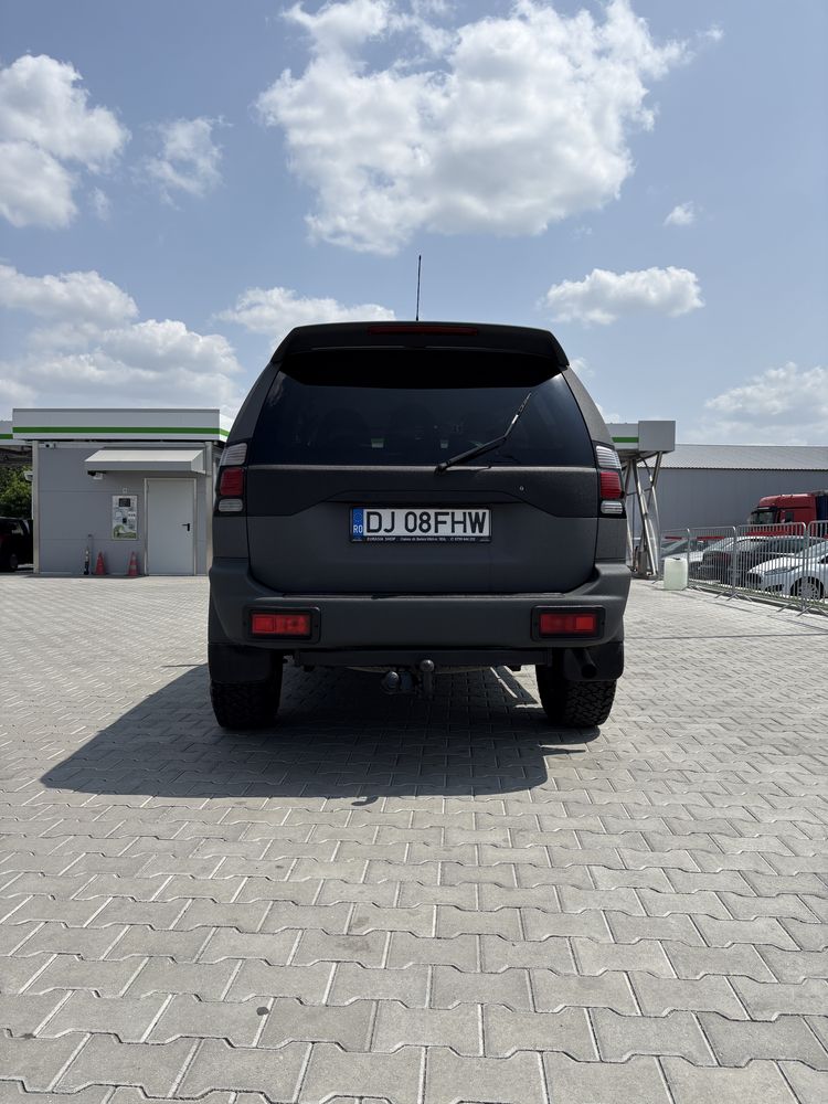 Mitsubischi Pajero-Sport