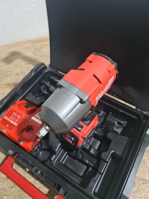 Impact cu patrat 1/2 Milwaukee M18 ONEFHIWF12 1900Nm