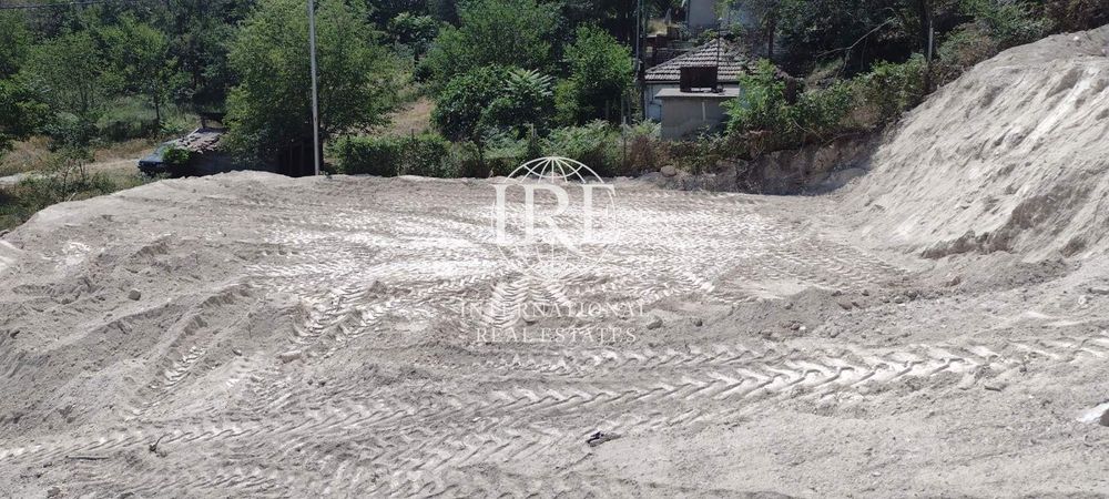 Парцел в Добрич, област-гр.Балчик площ 1000 цена 42000