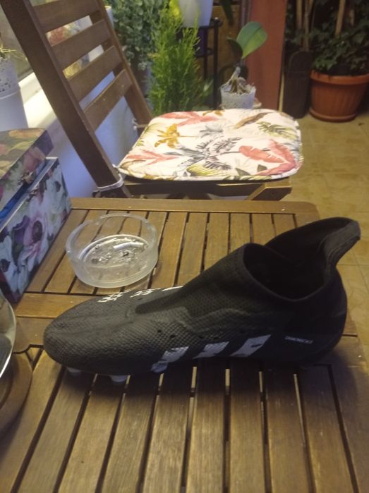 Бутонки adidas predator
