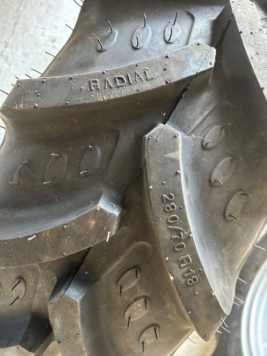 Roata 280/70R18 și 23x8.50-12 roti