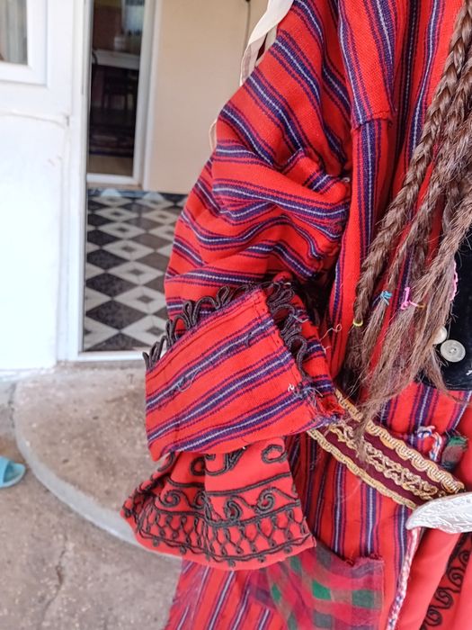 Продавам носии в добро състояние