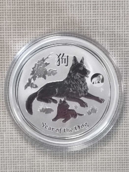 Сребърни монети от 1 тройунция 999 чисто сребро