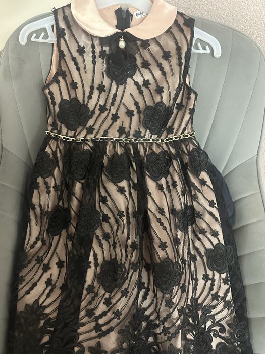 Официална рокля