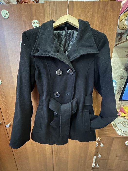 Дамско палто черно стилно и елегантно