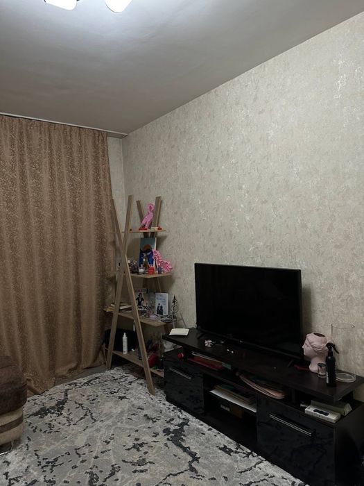 Срочно сдам 1/4/4 на Кадышева