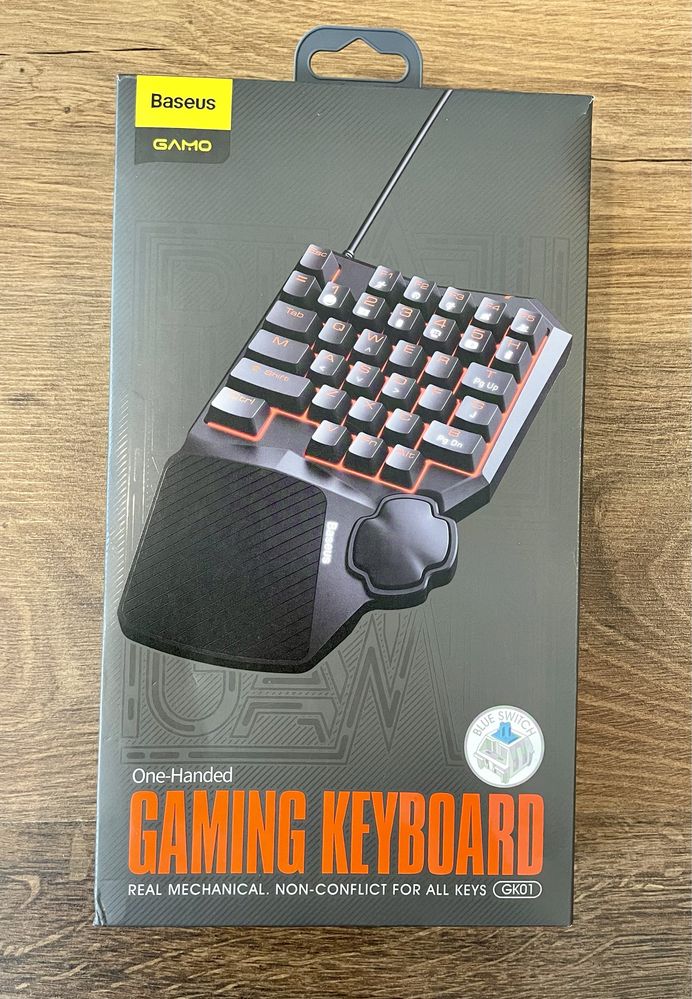 Tastatura NOUA gaming mecanica Baseus GAMO One Handed cu fir