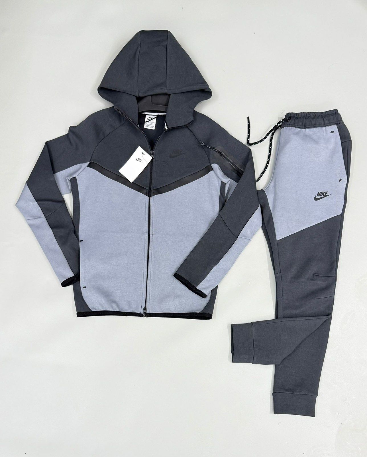 Детски екипи Nike Tech Fleece в 12 цвята 10г до 15г