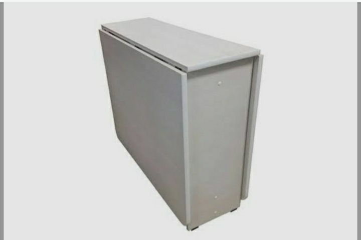 Продам книжку стол 3 метра