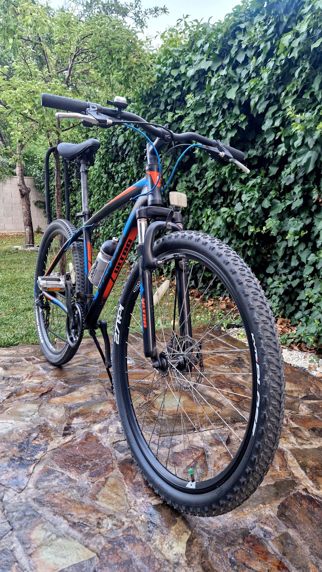 Bicicleta ULTRA NITRO roti 29 echipata Shimano model 2023