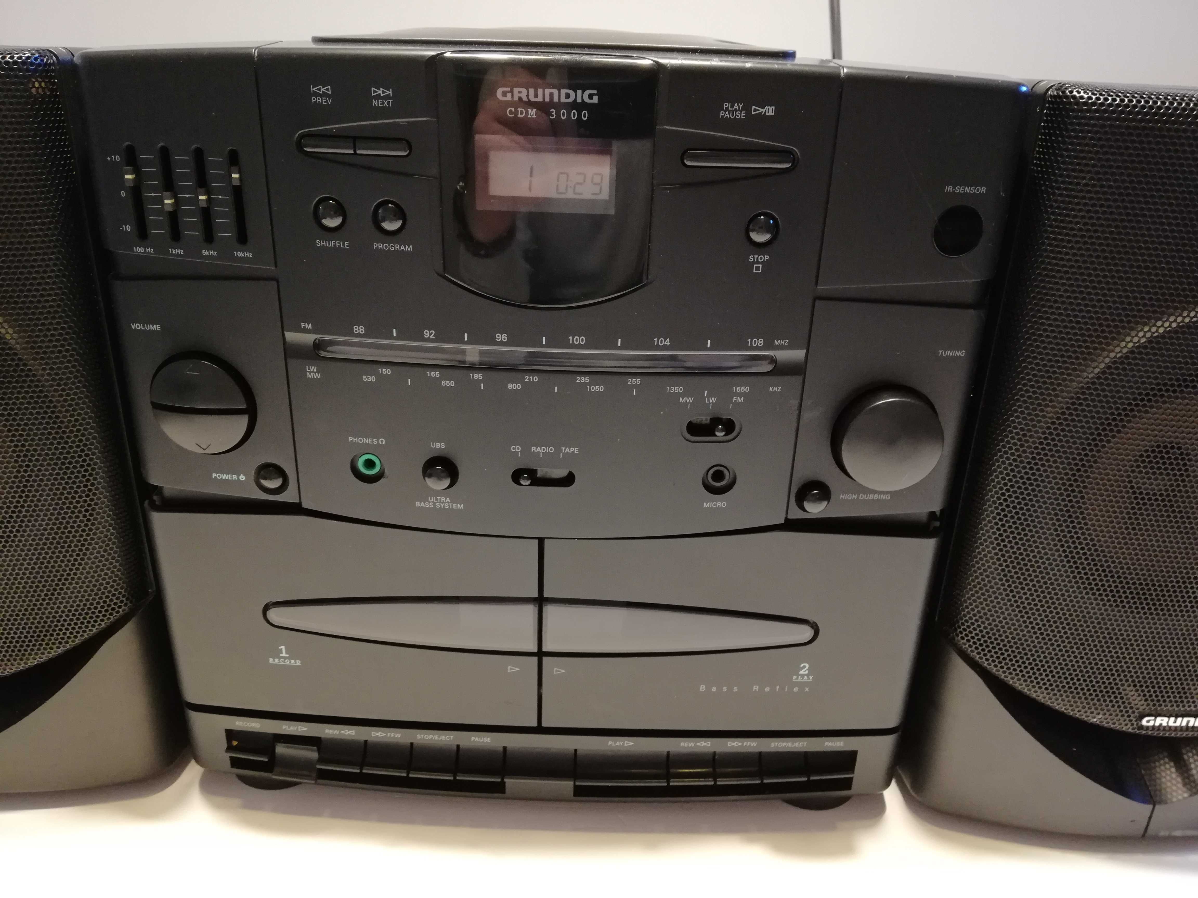 Boombox - Stereo Radio/CD/Cassette GRUNDIG CDM3000 - Stare Perfecta/