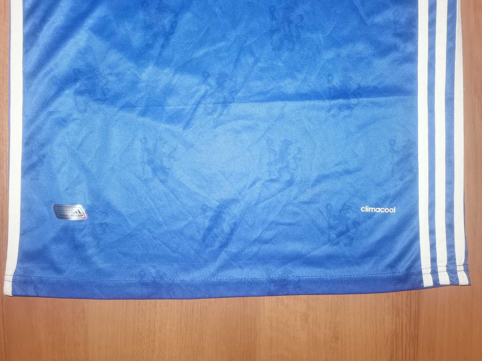 Chelsea x ADIDAS размер М