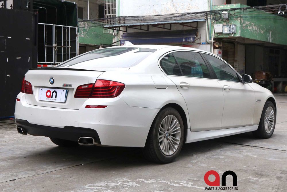 Pachet M-Technik Bmw F10 LCI M Technik Bara Fata-Spate-Praguri Taiwan