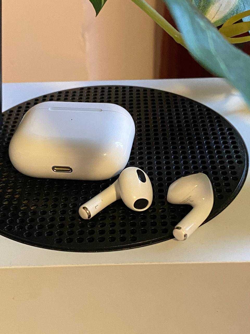 Оригинални AirPods 3