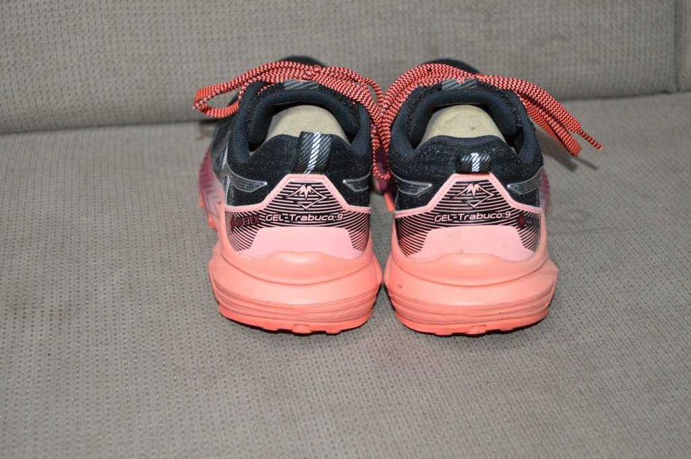 Adidasi alergare trail femei Asics Gel Trabuco 9 marime 39 Gore-tex