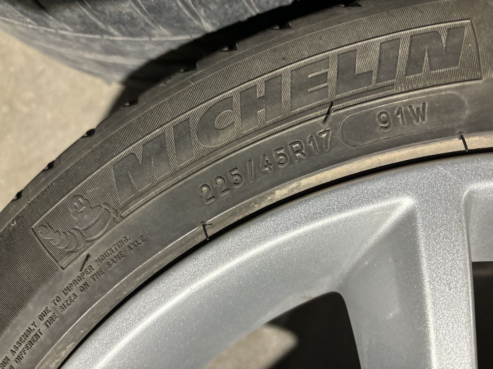 Jante Opel R17 originale cu anvelope vara 5x110