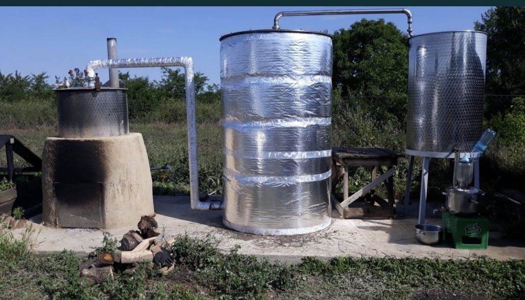 Prestez servicii de distilat lavanda