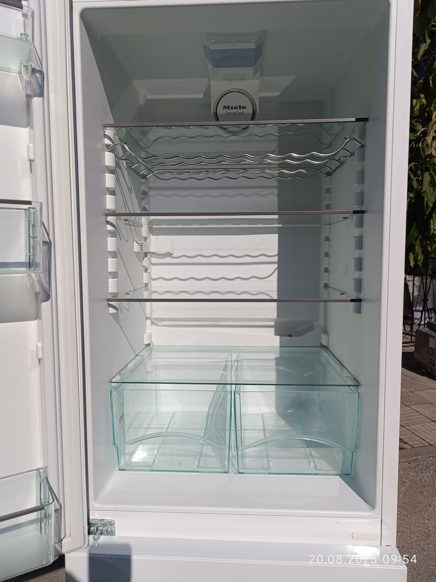 Хладилник с фризер miele 2 м.