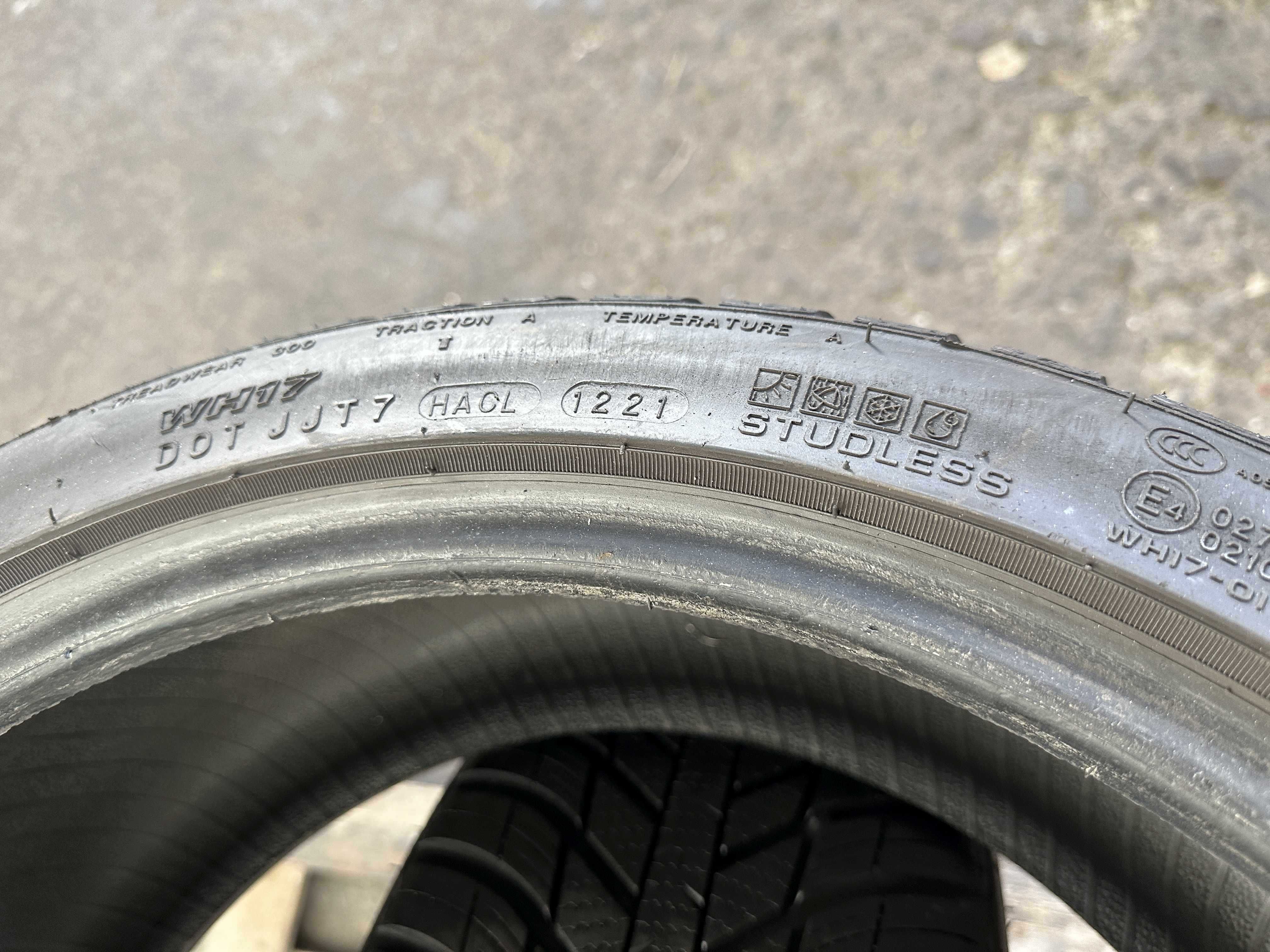 SET 2 Anvelope Iarna 225/40 R18 92V NEXEN Nblue 4 Season