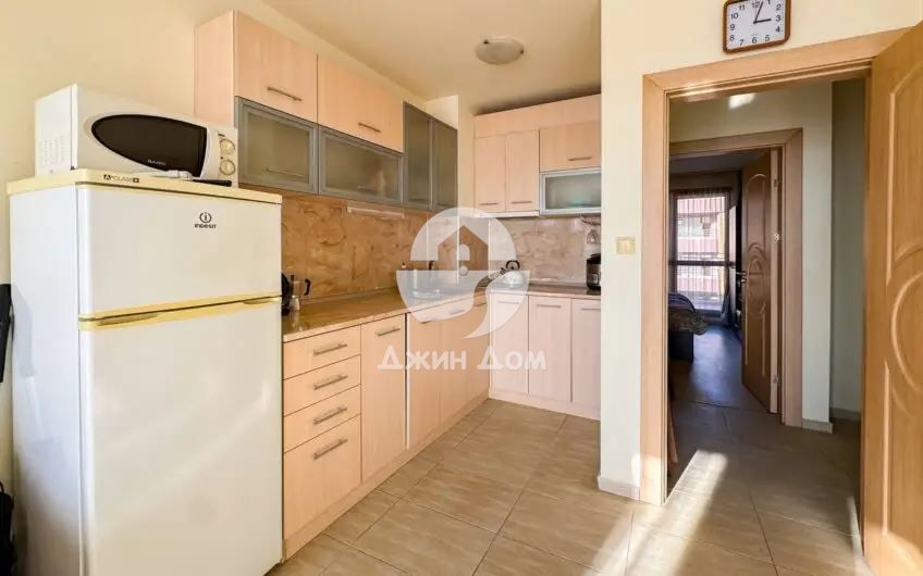 Продава се Двустаен апартамент в Поморие - 60 кв.м за 1430 €/кв.м - Снимка #2