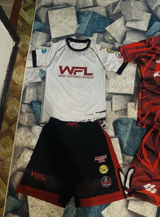 Продам рашгард WFL