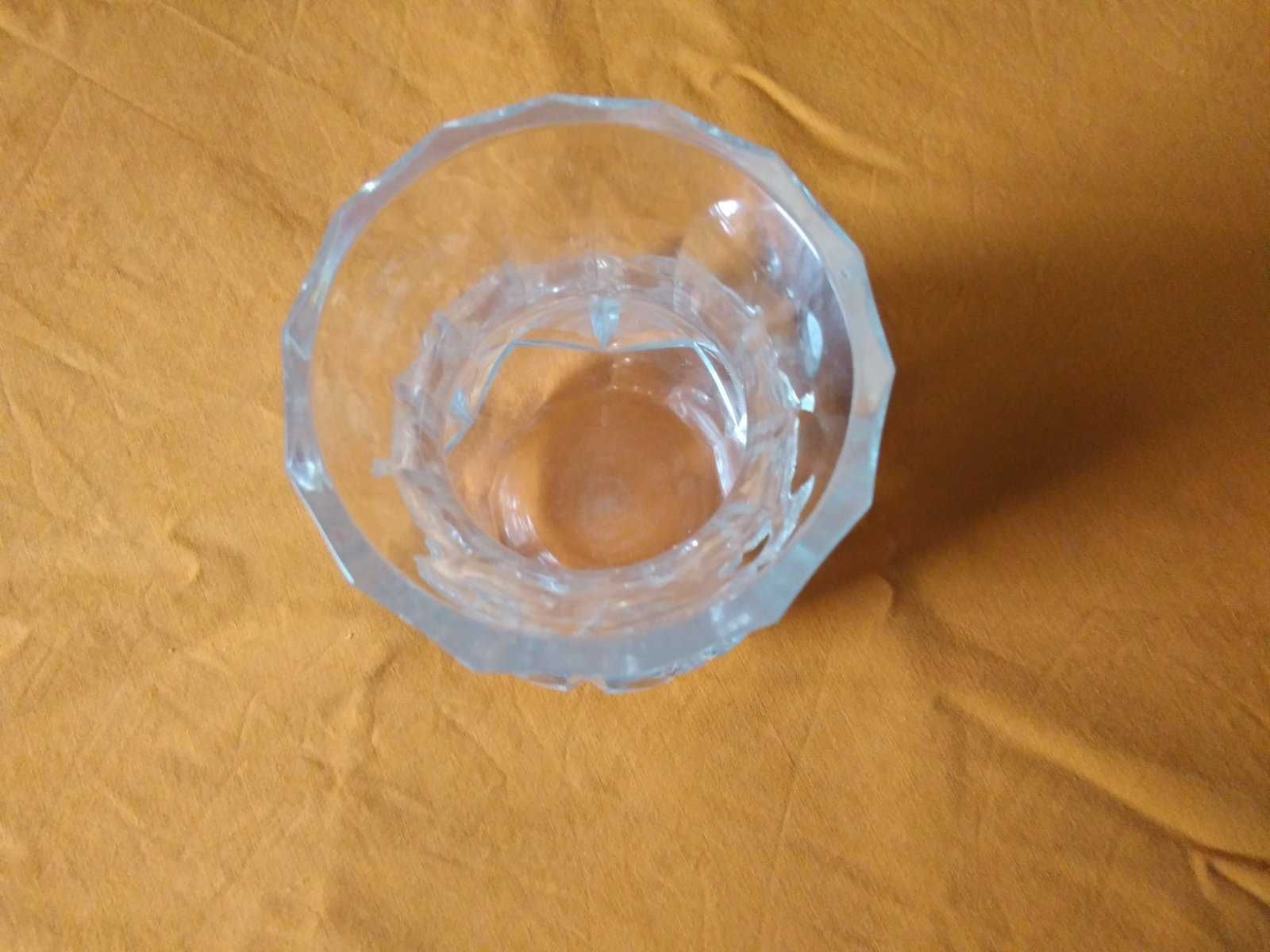 Уникална 100% кристална ваза от оригинален чешки кристал -Бохемия