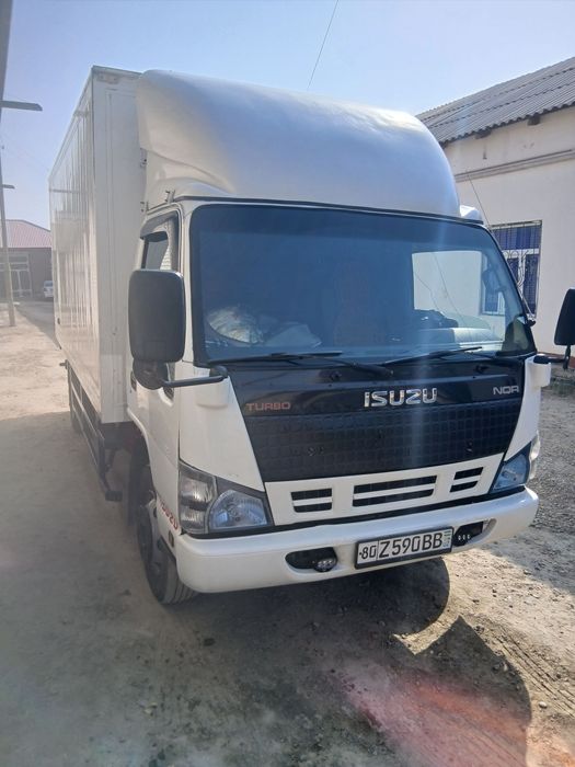 Isuzu ideal srochna sotiladi