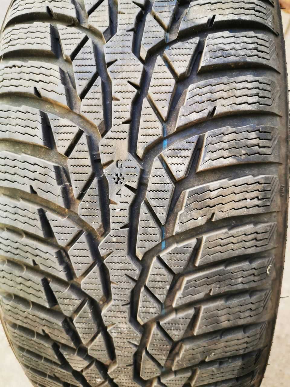 Nokian 215/55/R16 - 4 броя зимни гуми
