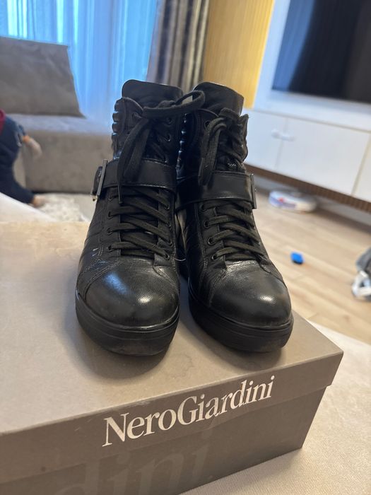 Боти Nero Giardini