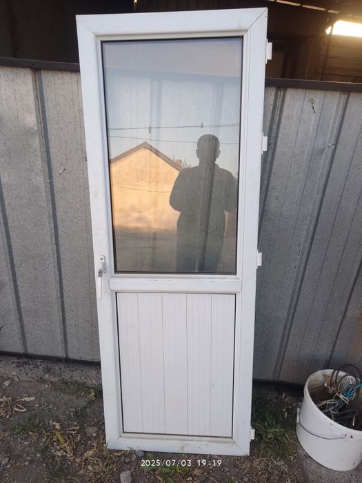 пластик есык б.у